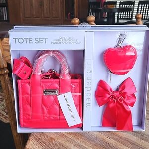 New Madden Girl Mini Tote Bow Hearts Quilted Faux Leather Valentine’s Gift Set